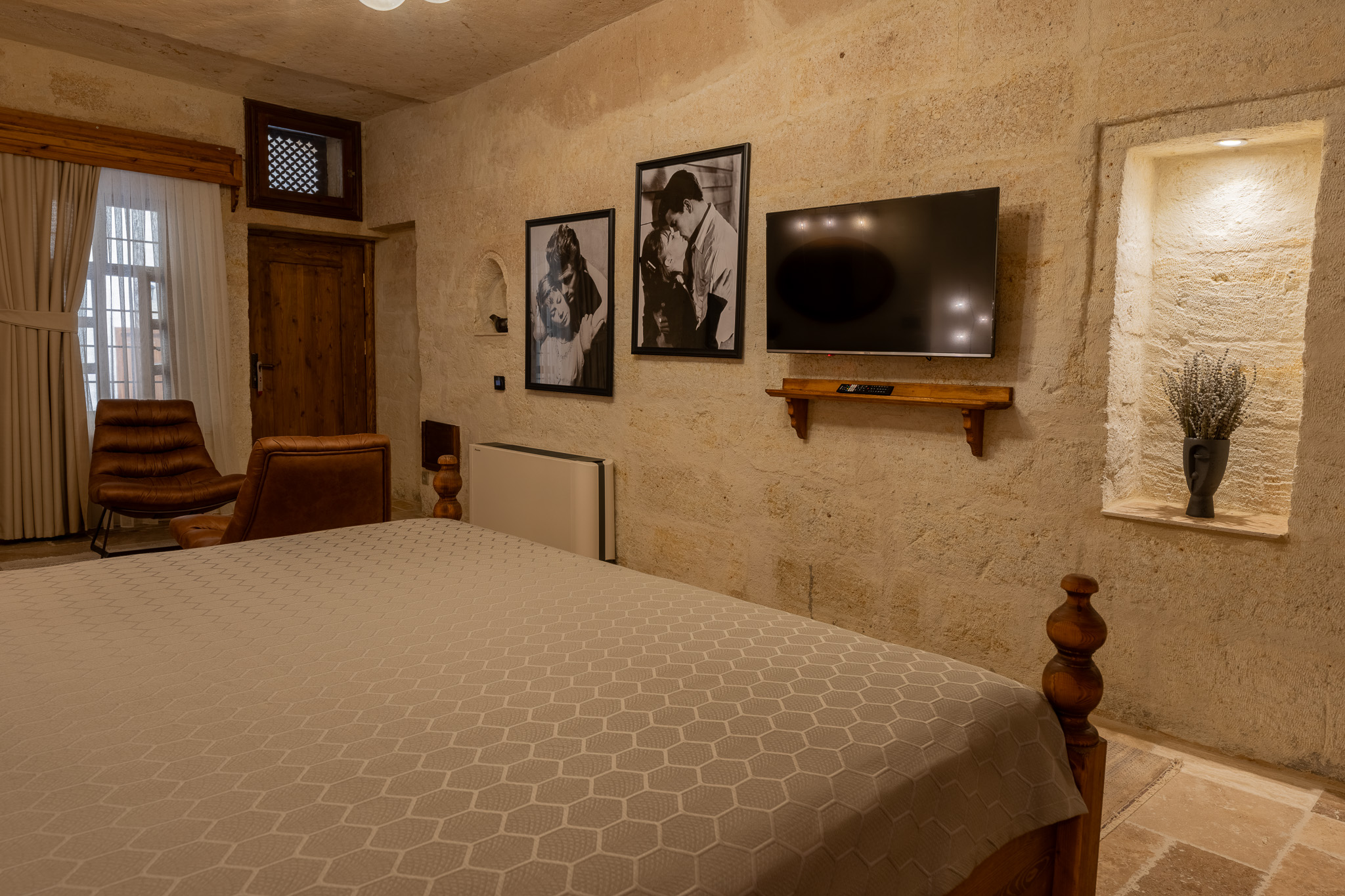 Room 104 - 3